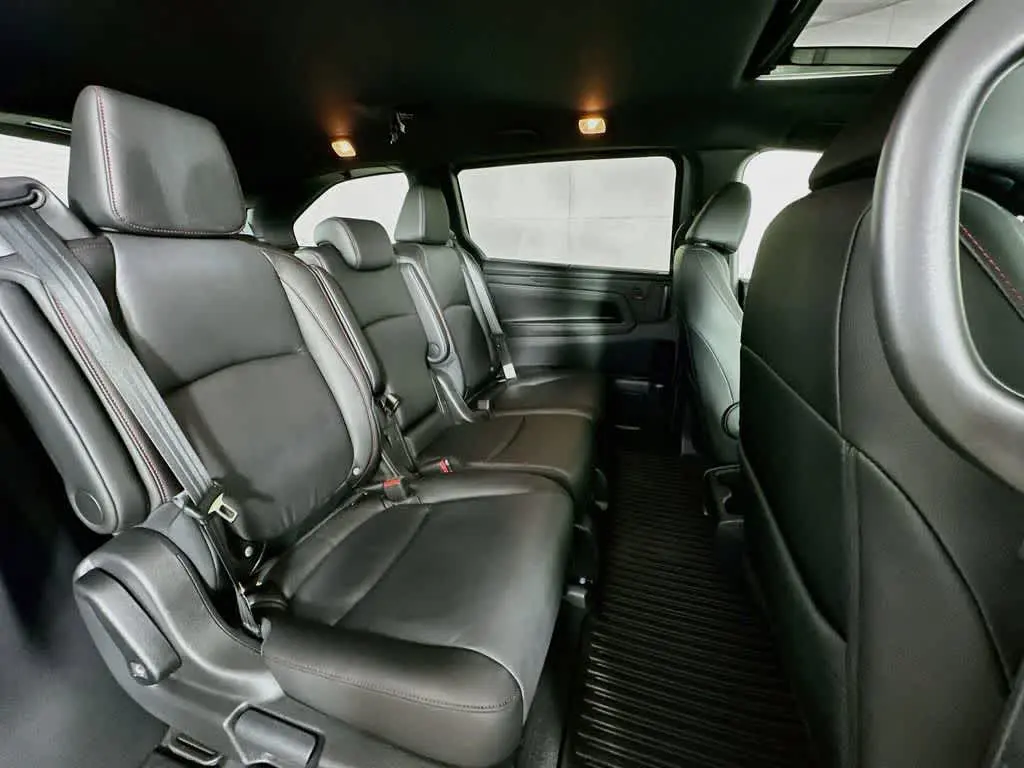 2025 Honda Odyssey - $36,527