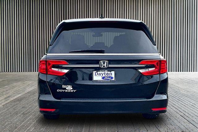 2022 Honda Odyssey - $32,000