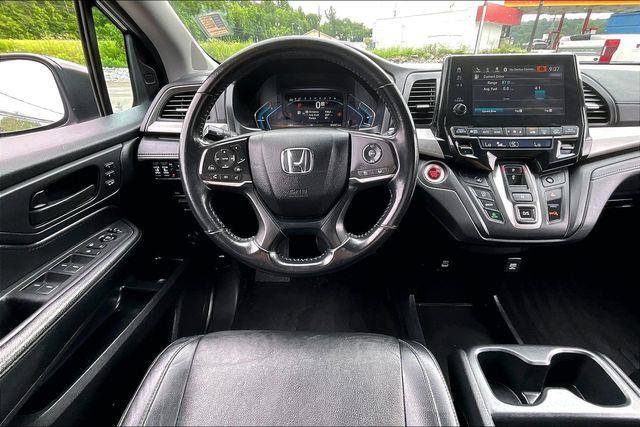2022 Honda Odyssey - $32,000