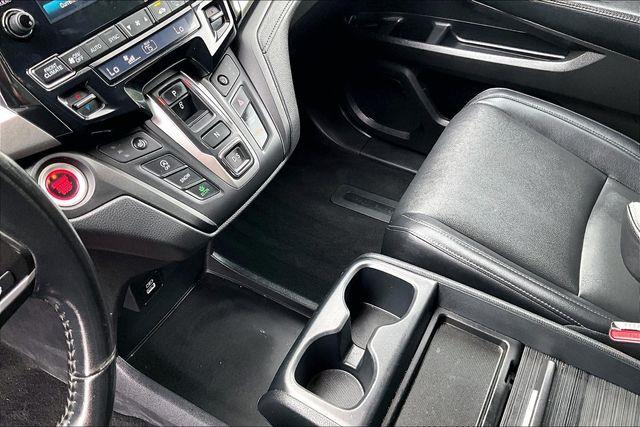 2022 Honda Odyssey - $32,000