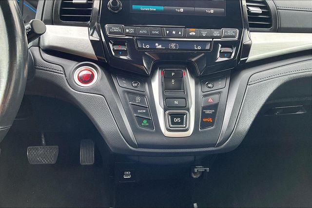2022 Honda Odyssey - $32,000