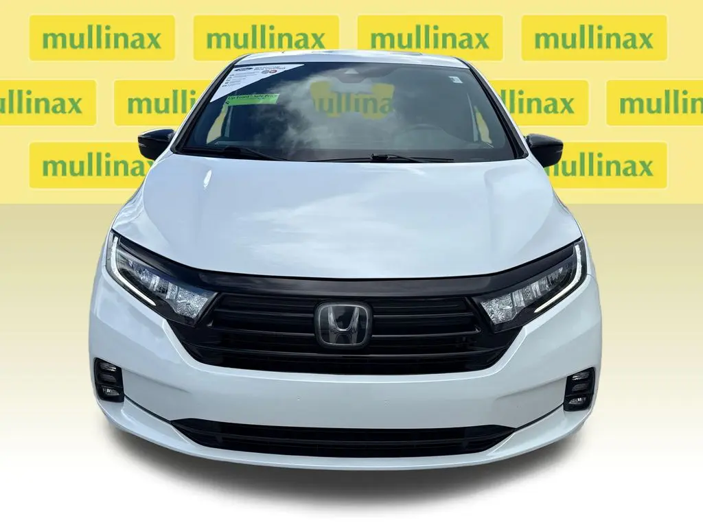 2023 Honda Odyssey - $29,900