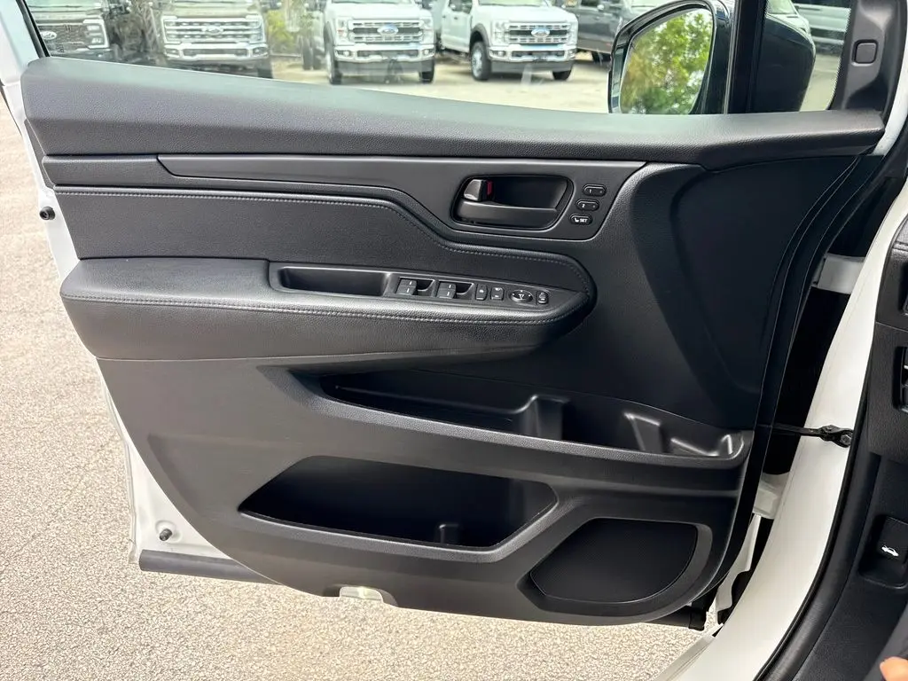 2023 Honda Odyssey - $29,900