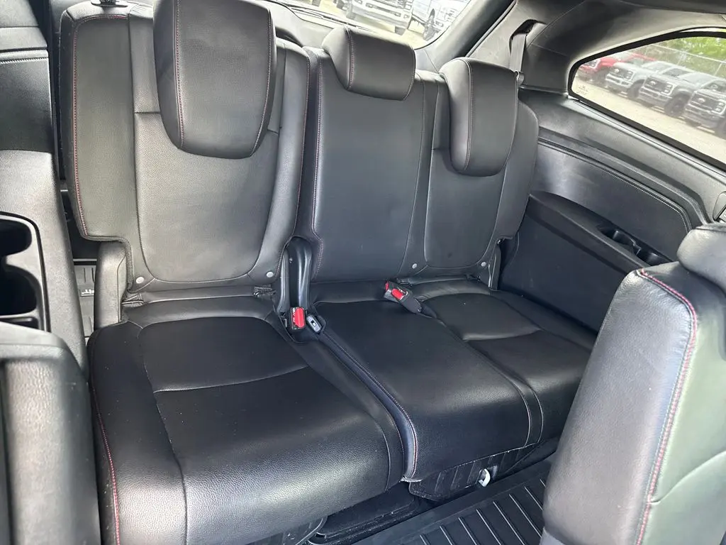 2023 Honda Odyssey - $29,900