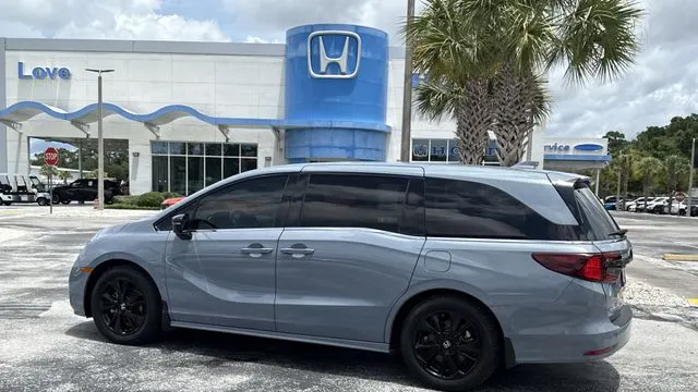 2023 Honda Odyssey Sport