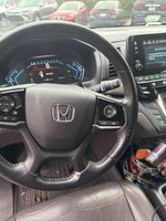 2019 Odyssey Thumbnail 8