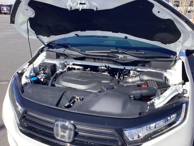 2023 Honda Odyssey - $37,000