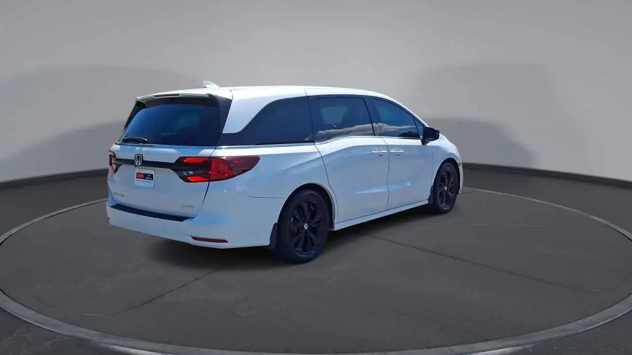 2023 Honda Odyssey Sport