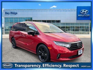 2023 Honda Odyssey with Radiant Red Metallic Ii Exterior