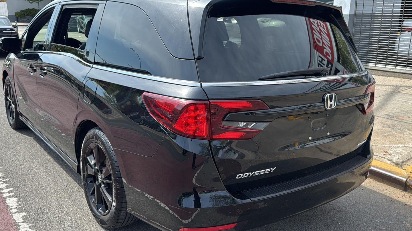 2024 Honda Odyssey Sport