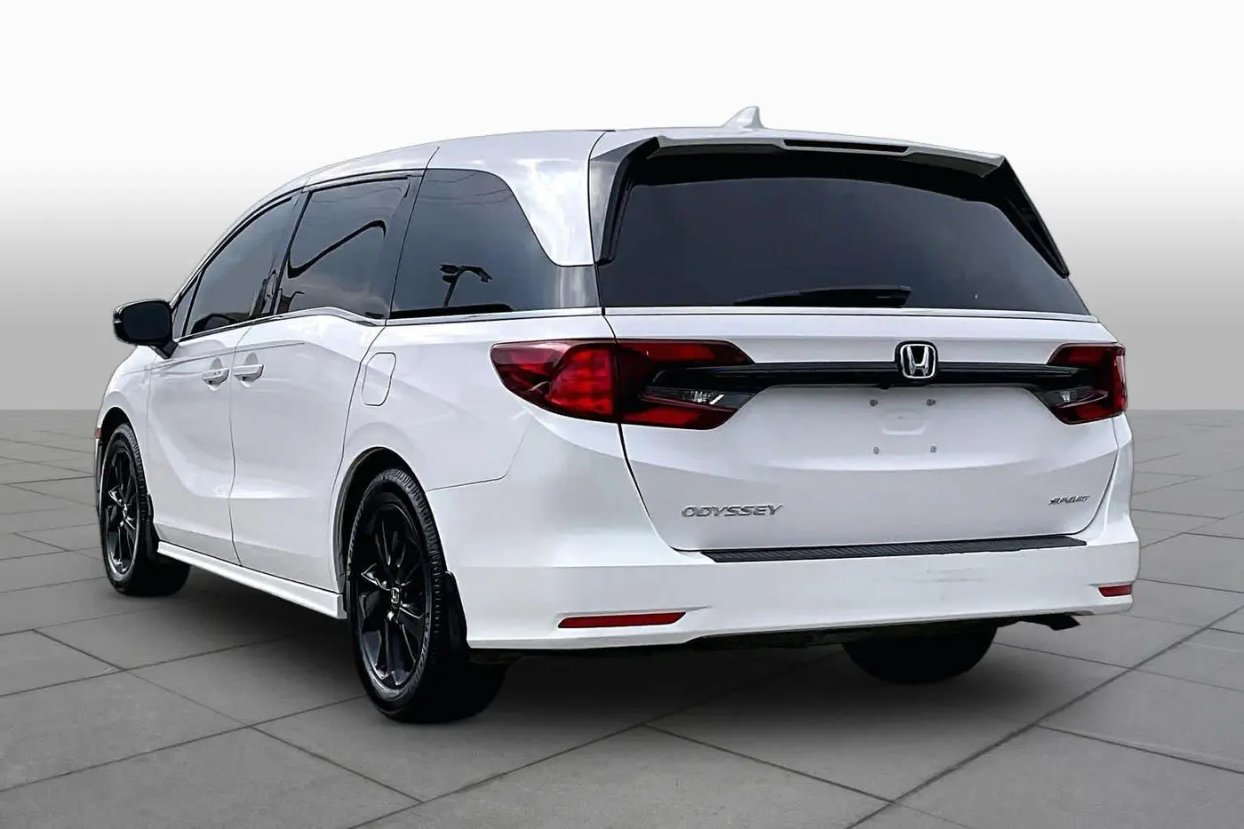 2024 Honda Odyssey - $33,991