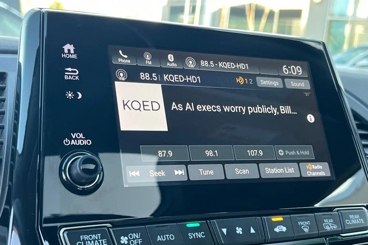 2019 Honda Odyssey - $25,788