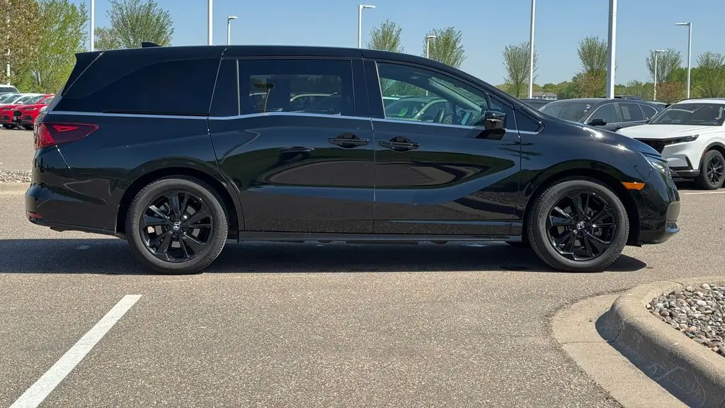 2024 Honda Odyssey Sport
