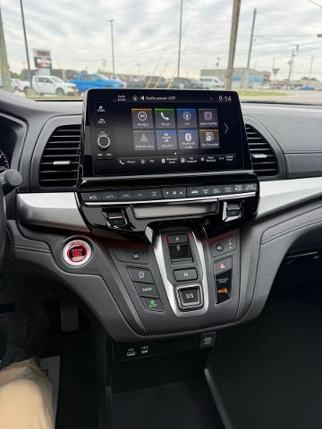 2025 Honda Odyssey - $37,900