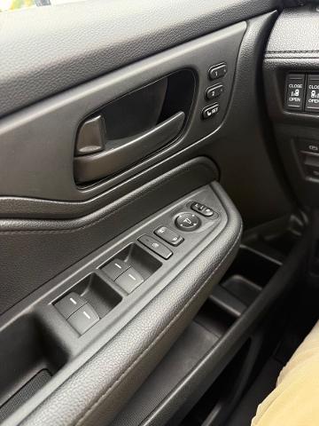 2025 Honda Odyssey - $37,900