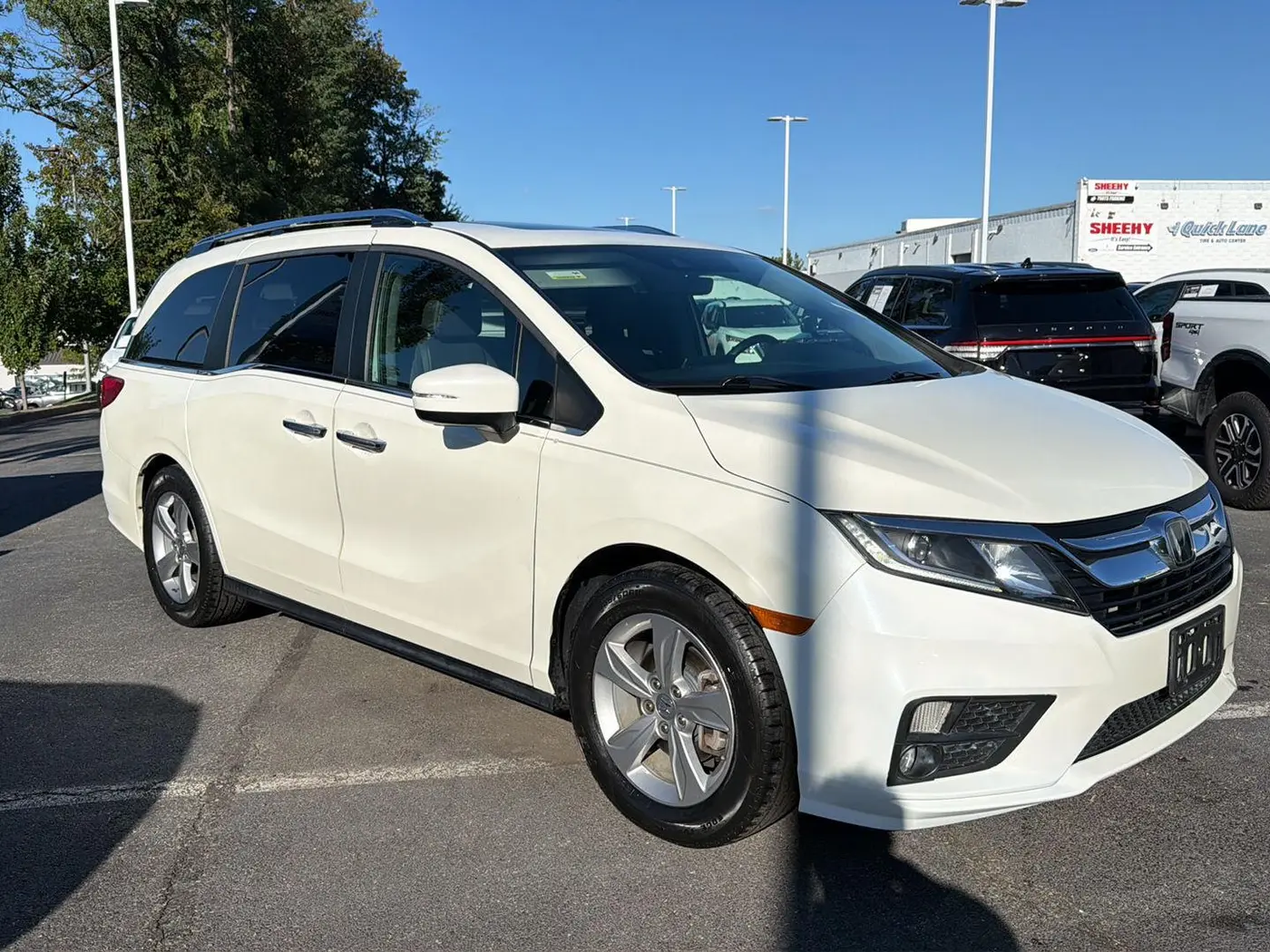 2019 Honda Odyssey EX-L — photo 1 of 12