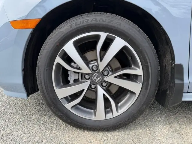 2023 Honda Odyssey - $41,995
