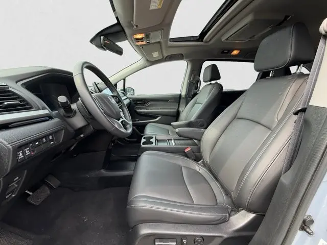 2023 Honda Odyssey - $41,995