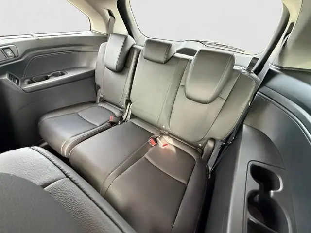 2023 Honda Odyssey - $41,995