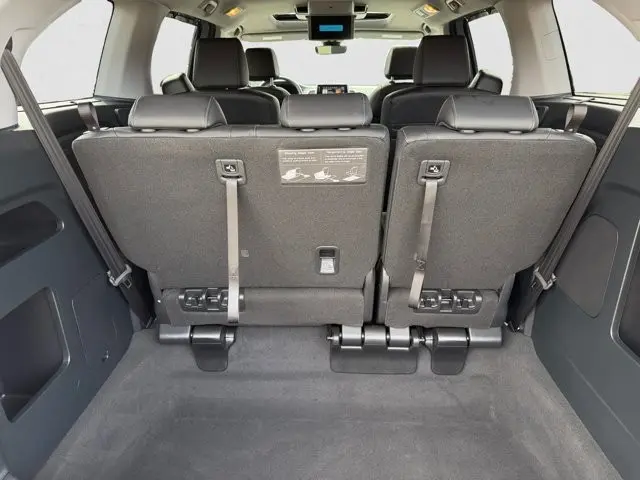 2023 Honda Odyssey - $41,995