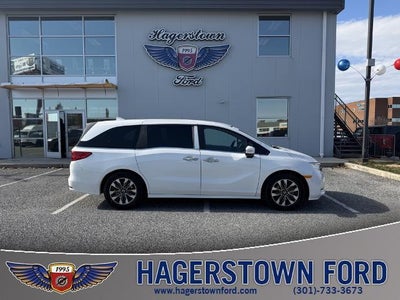 2023 Honda Odyssey Touring 4DR Mini-Van