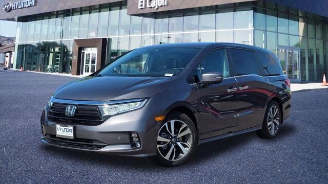 Preowned 2024 Honda Odyssey Touring for Sale