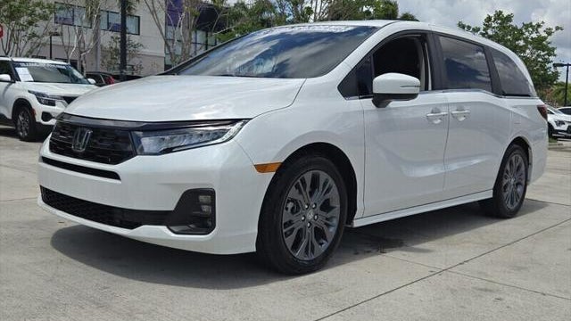 Preowned 2025 Honda Odyssey Touring for Sale