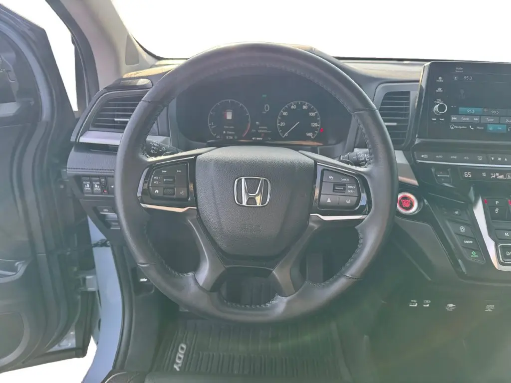 2025 Honda Odyssey - $36,987