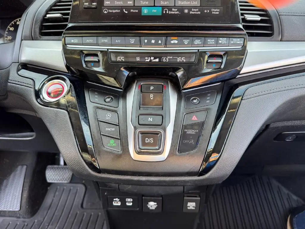 2025 Honda Odyssey - $36,987