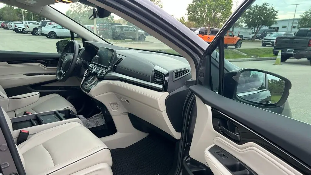 2025 Honda Odyssey Touring