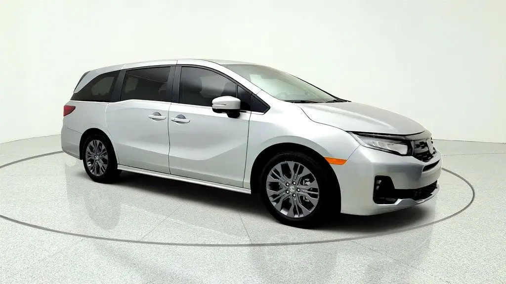 2026 Honda Odyssey - $44,495