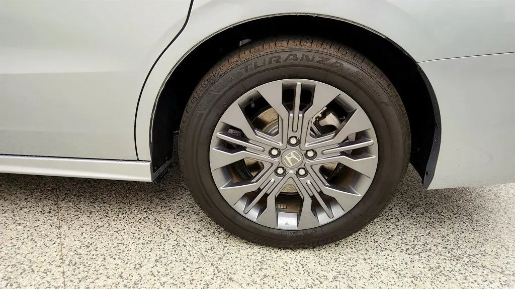 2026 Honda Odyssey - $44,495