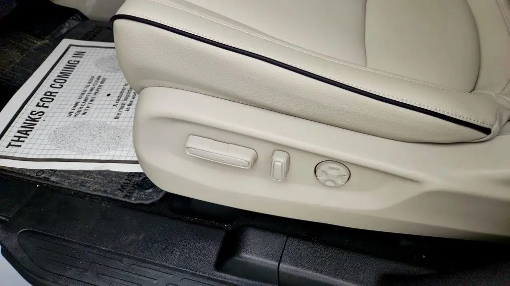 2026 Honda Odyssey - $44,495