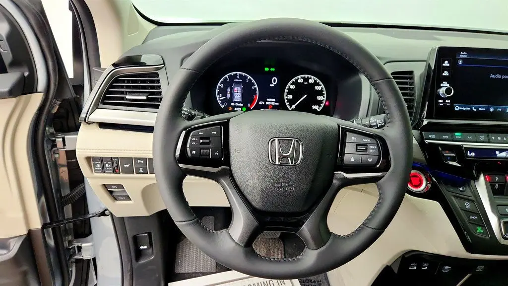 2026 Honda Odyssey - $44,495