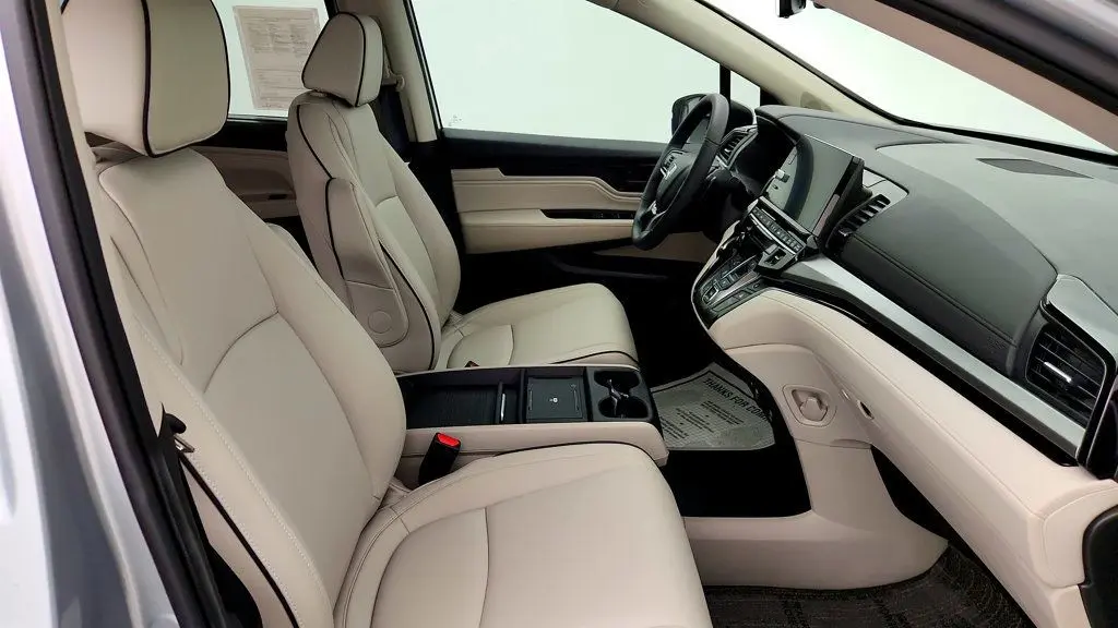 2026 Honda Odyssey - $44,495