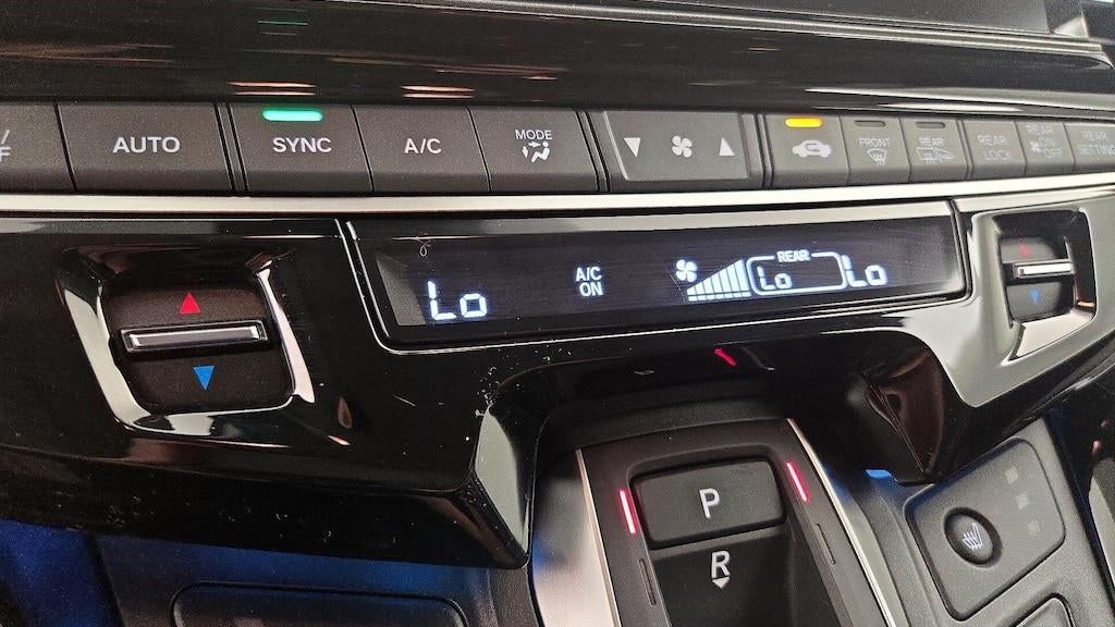2025 Honda Odyssey Touring