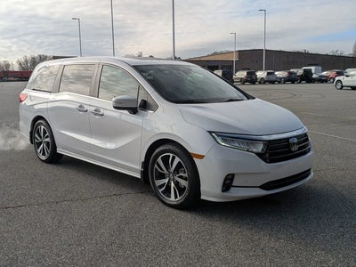 2023 Honda Odyssey Touring 4DR Mini-Van