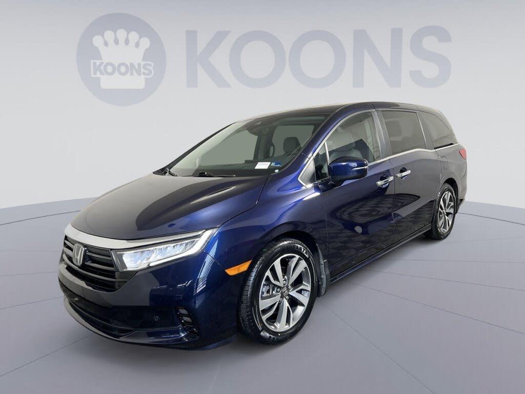 2023 Honda Odyssey - $32,500