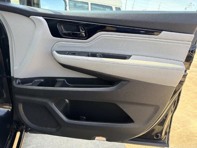 2018 Honda Odyssey - $17,380