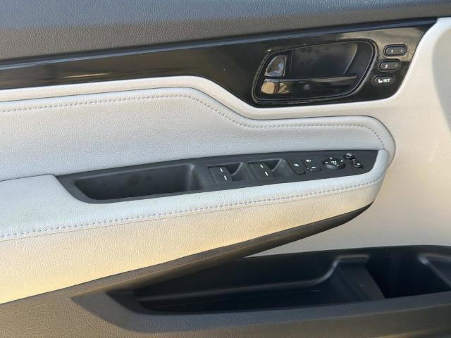 2018 Honda Odyssey - $17,380