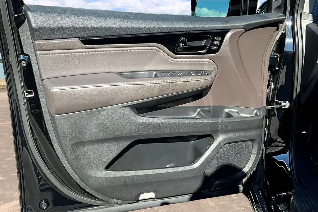 2019 Honda Odyssey - $21,989