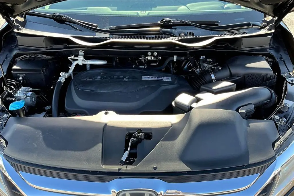 2019 Honda Odyssey - $21,989