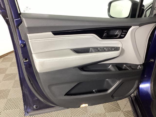 2021 Honda Odyssey - $18,900