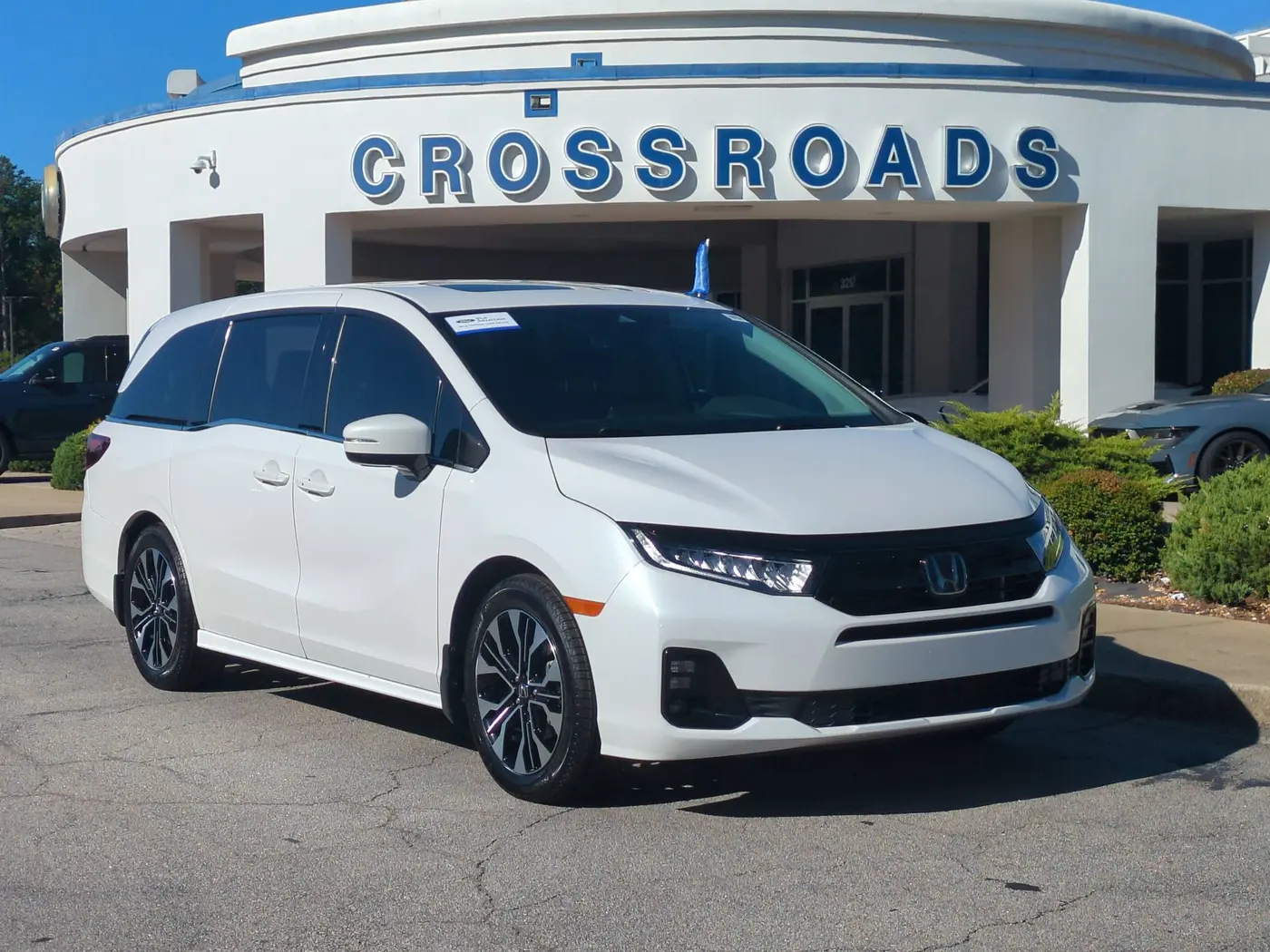 2025 Honda Odyssey - $43,995