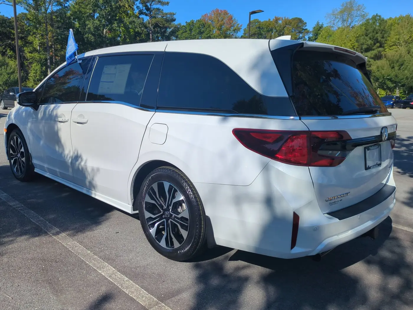 2025 Honda Odyssey - $43,995