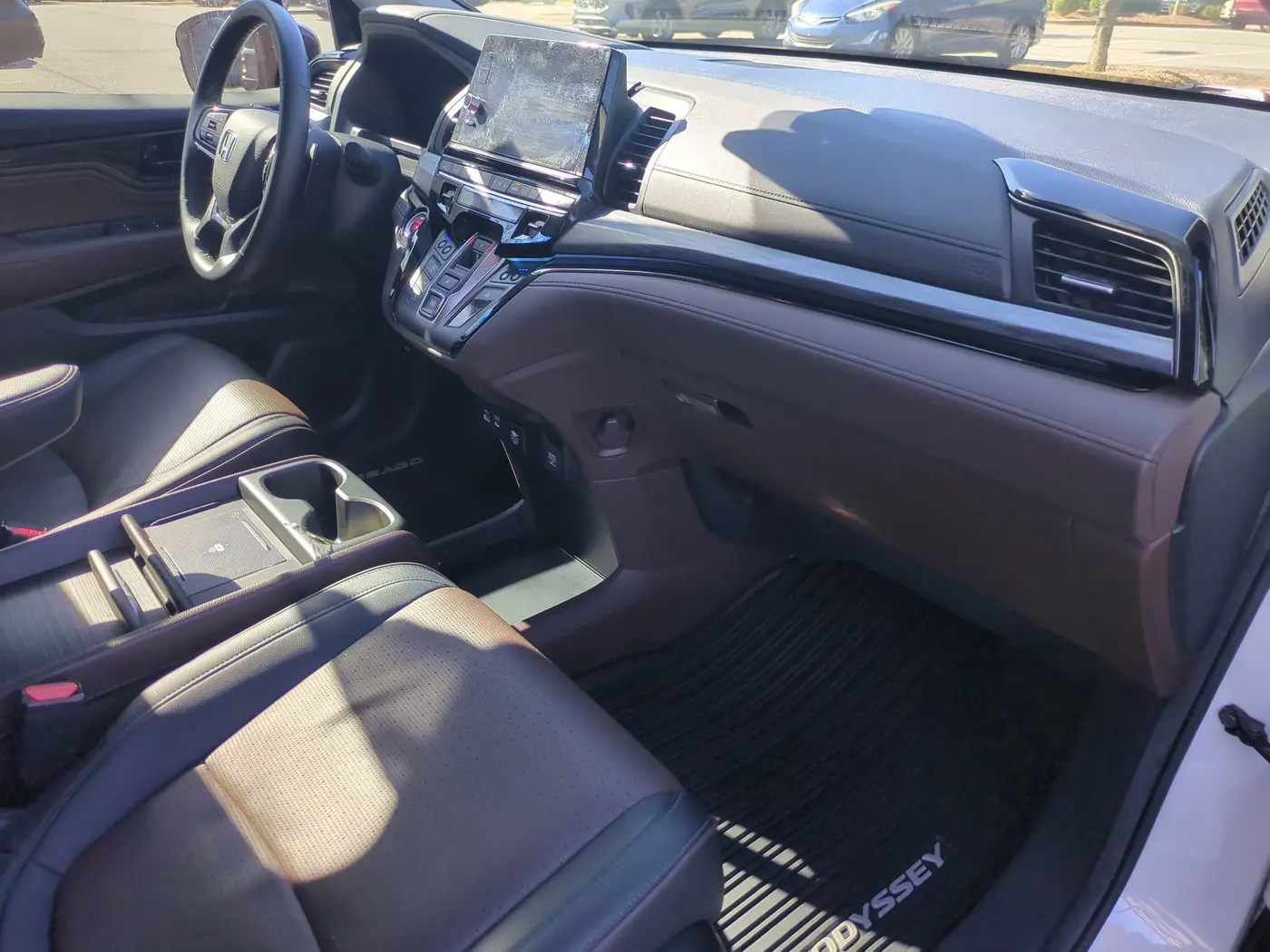 2025 Honda Odyssey - $43,995