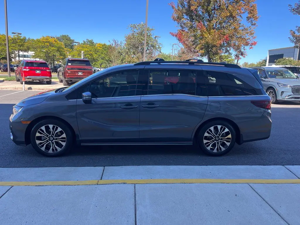 2026 Honda Odyssey - $46,501