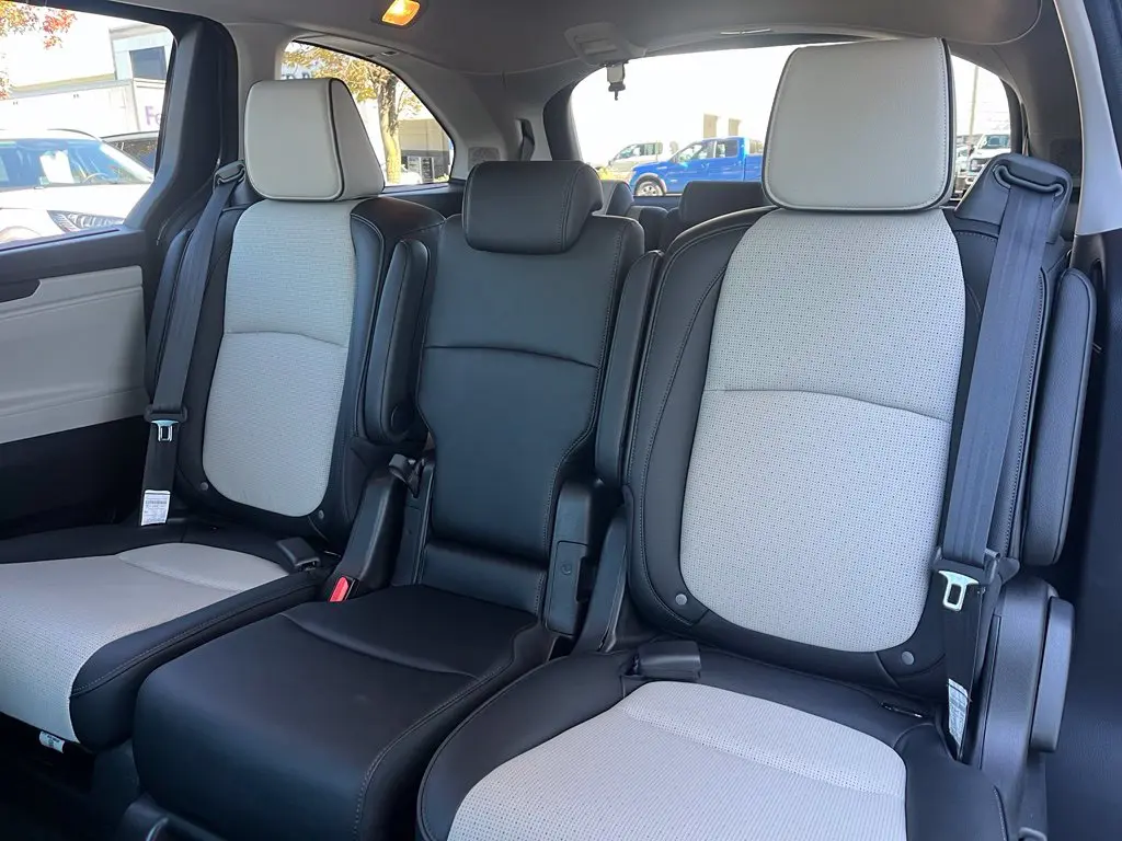 2026 Honda Odyssey - $46,501