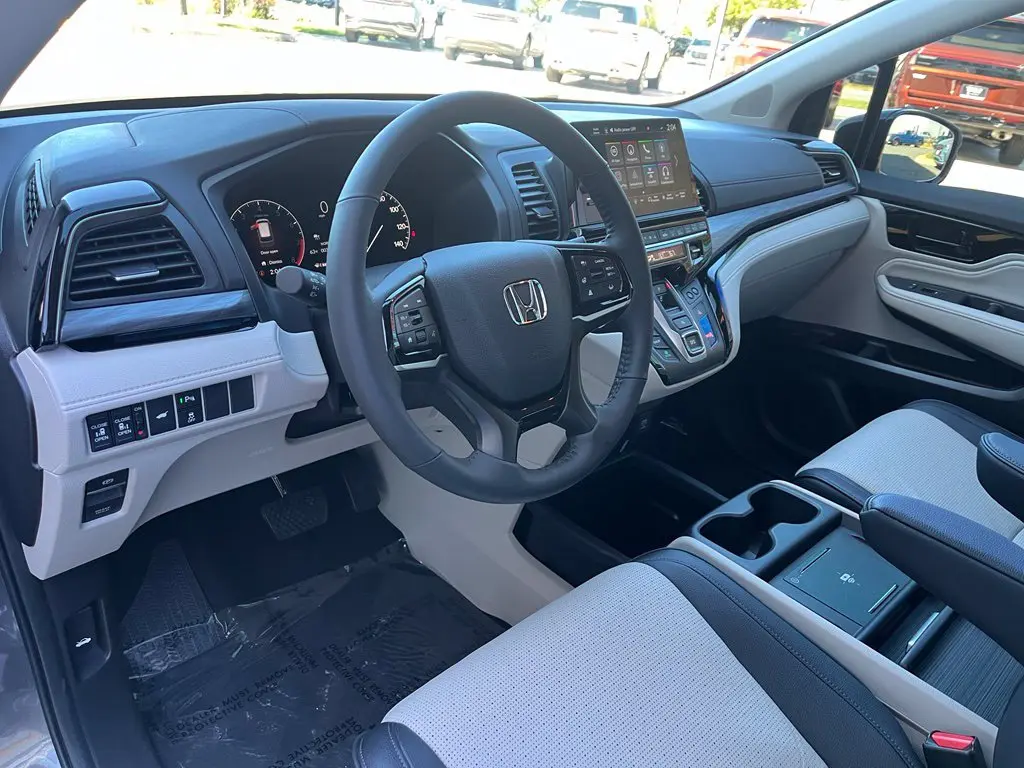 2026 Honda Odyssey - $46,501