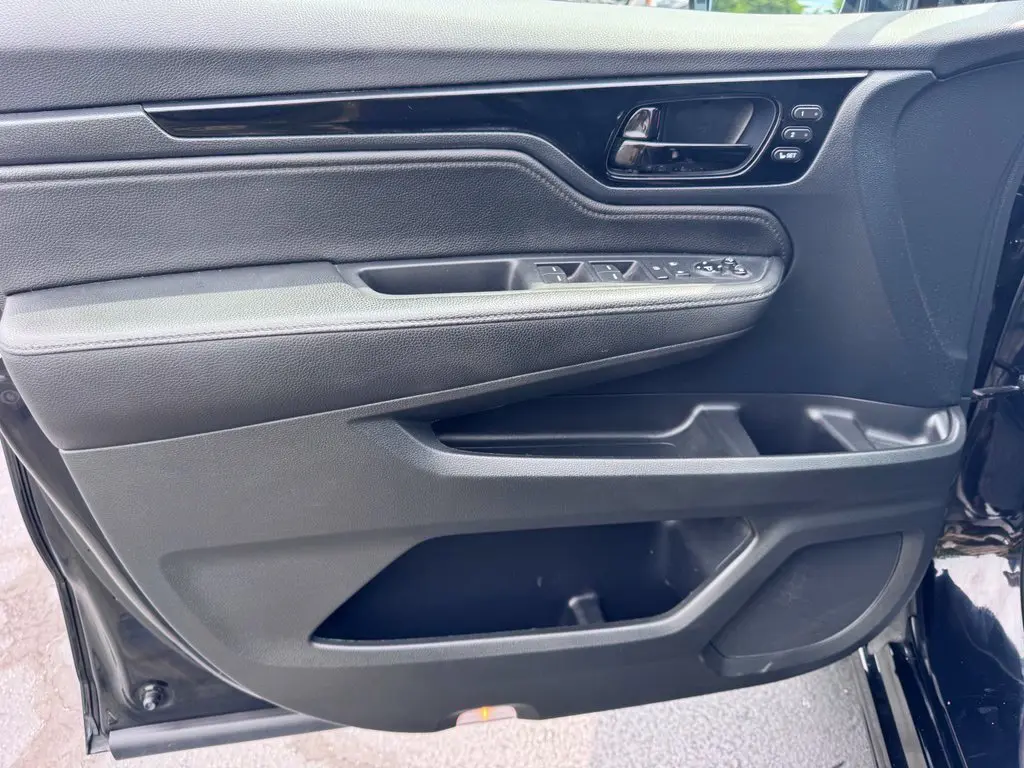 2023 Honda Odyssey - $38,286